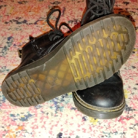 Dr. Martens Black Leather Lace-Up Ankle Boots With Zipper - Picture 4 of 8